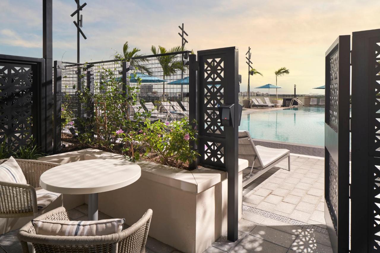 Loews Coral Gables Hotel ภายนอก รูปภาพ